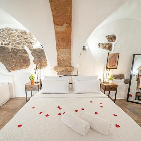 Romantic Loft With Jacuzzi In The Castle Castelsardo Buitenkant foto