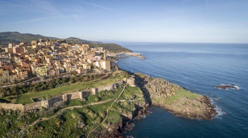 Romantic Loft With Jacuzzi In The Castle Castelsardo Buitenkant foto